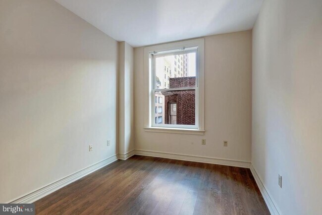 Photo - 202 S 17th St