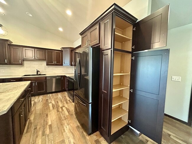 Photo - Gorgeous 4 Bedroom 2.5 Bathroom with Fenced Yard!