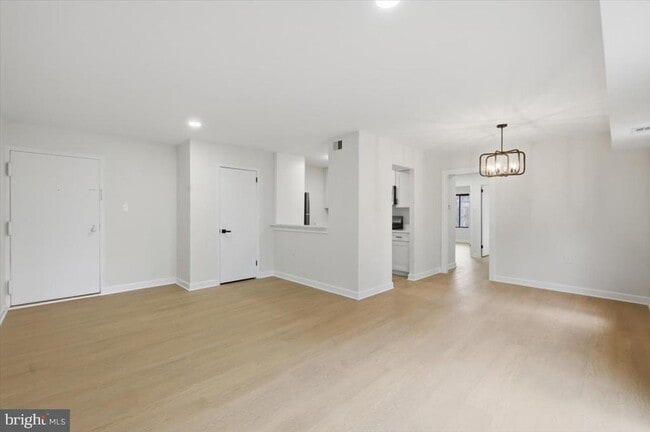 Photo - 125 Clubhouse Dr SW Unit 9