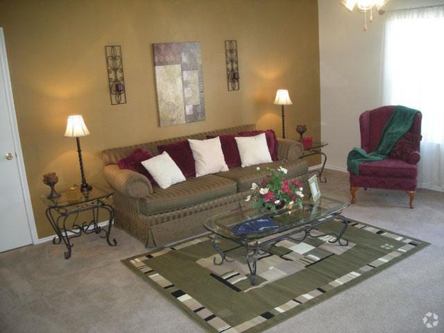 Sala de estar - Reserve at Eagle Landing (East)