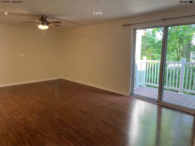 Photo - 804 Stratford Way