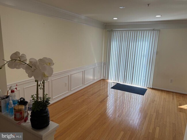 Photo - 1835 Staley Manor Dr