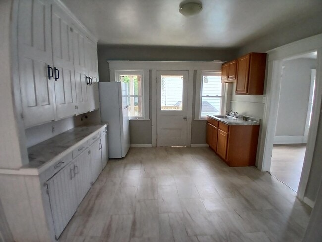 Photo - 85 Bowen St Unit 2