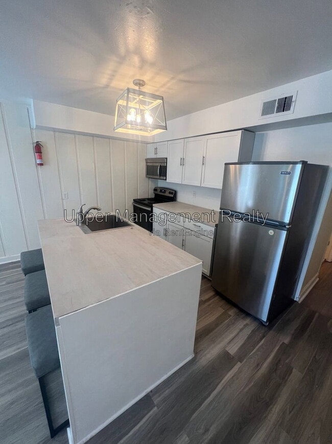 Photo - 1130 Adams St Unit 1128