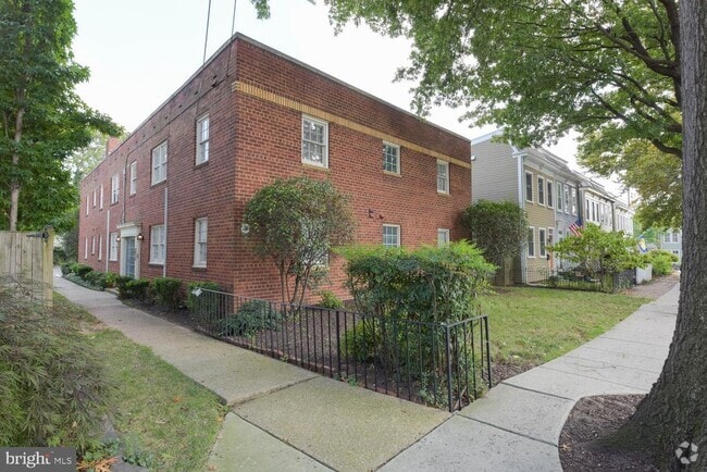 Building Photo - 415 N West St Unit 4 Rental