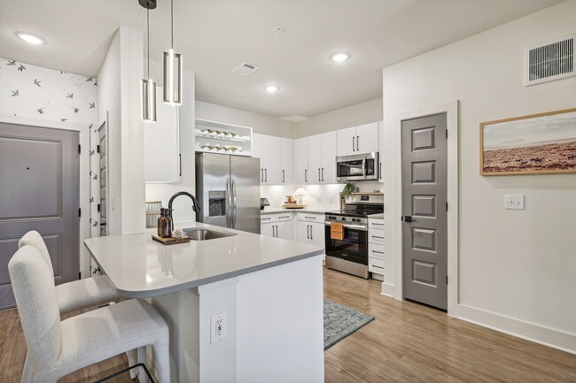 Kitchen - Mio District West Rental