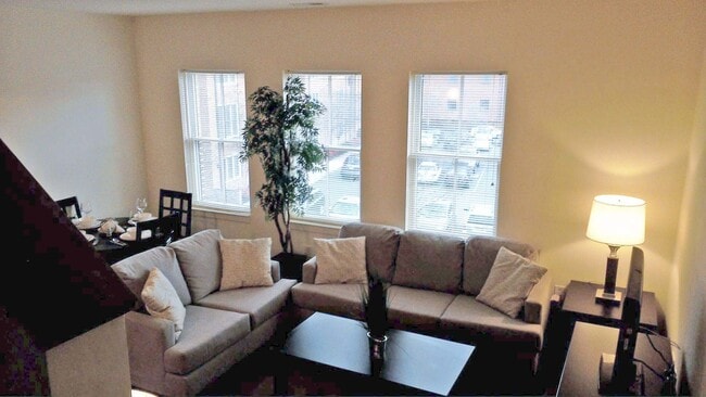 Norcross Station Apartments