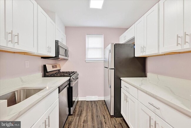 Photo - 4411 Falls Bridge Dr Unit L