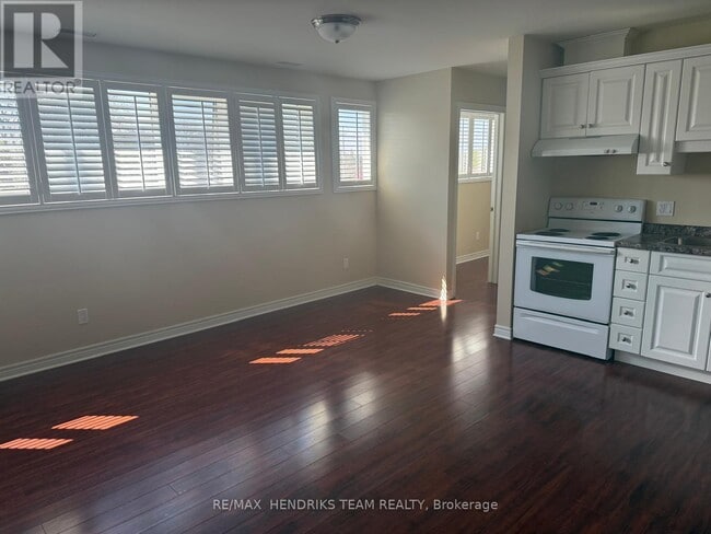 Photo - 320 Vine St