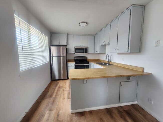 6364 Palo Verde Ave Unit D