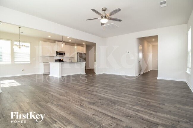 Photo - 302 Ashborne Ln