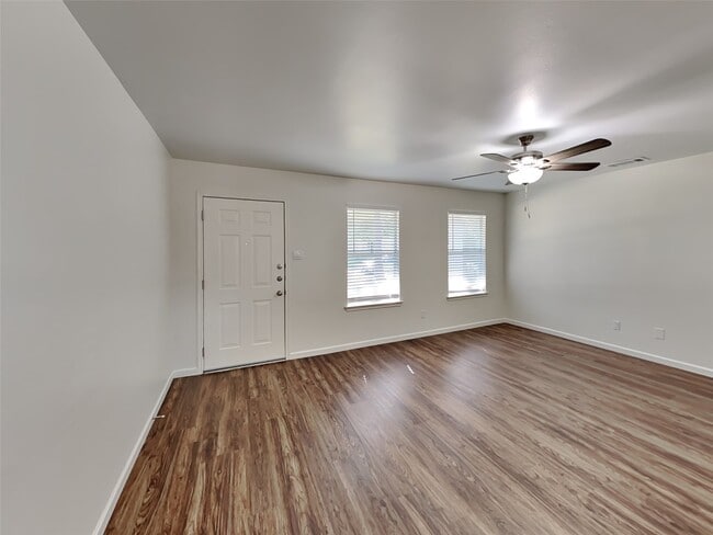 Photo - 16778 Fallen Timbers Dr