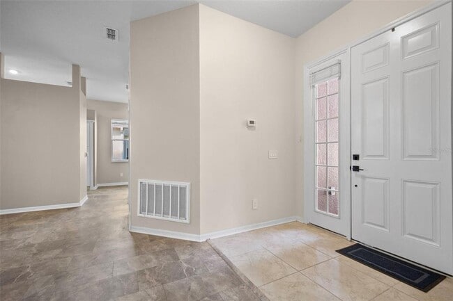 Photo - 2217 Caledonian St