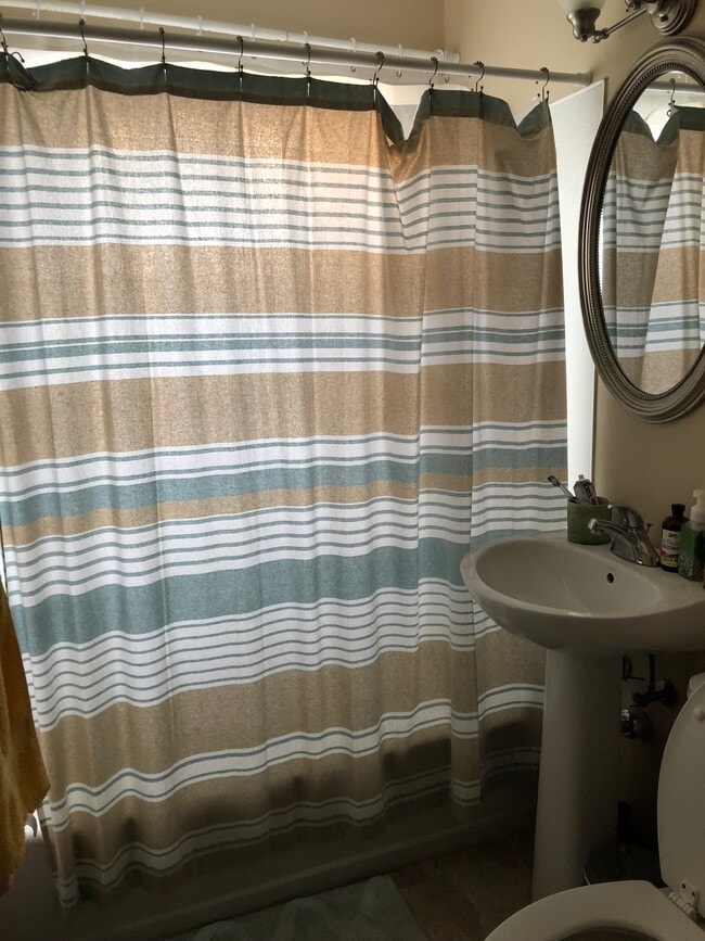 Photo - 122 Harding St