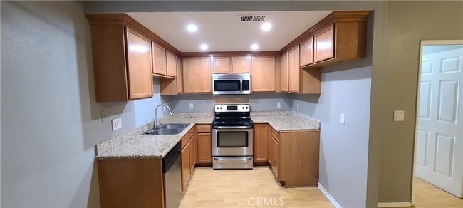 Photo - 1965 E Coulston St Unidad 22