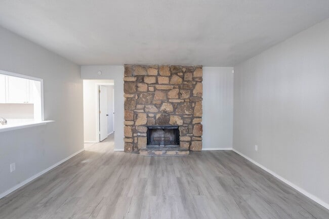 Photo - 1355 E 60th St Unit 1355 B