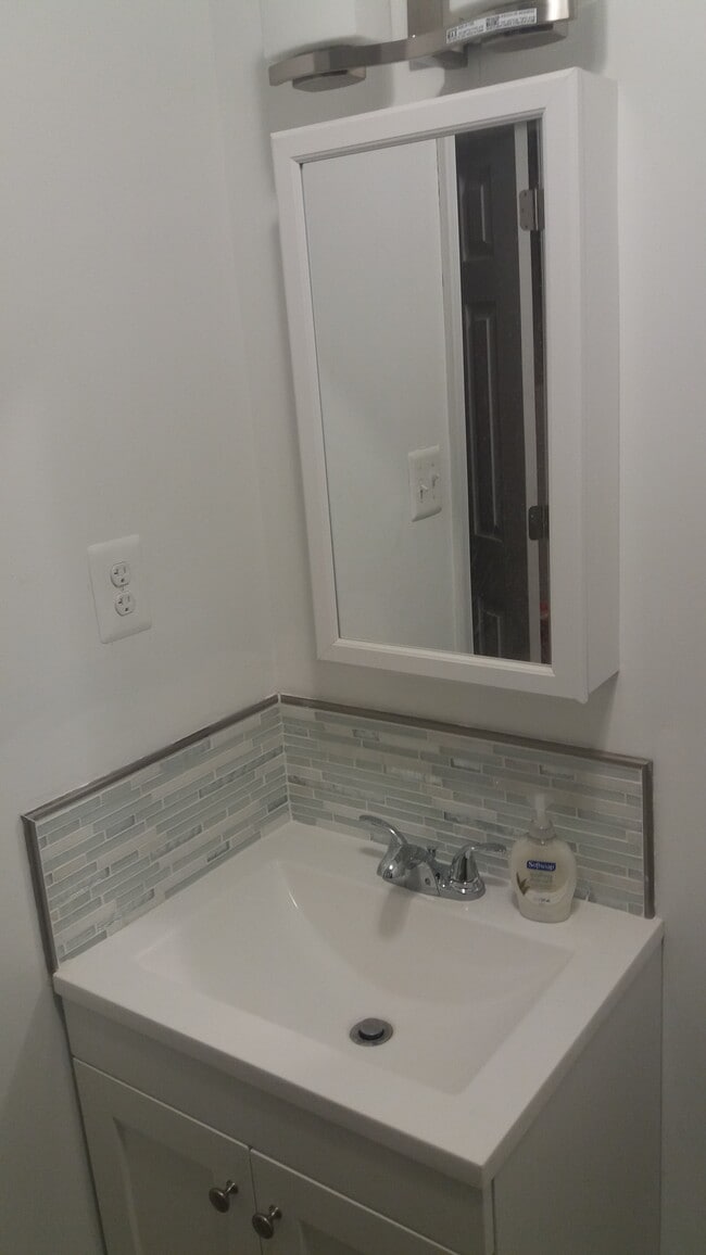 Photo - 32 Alexandria Dr