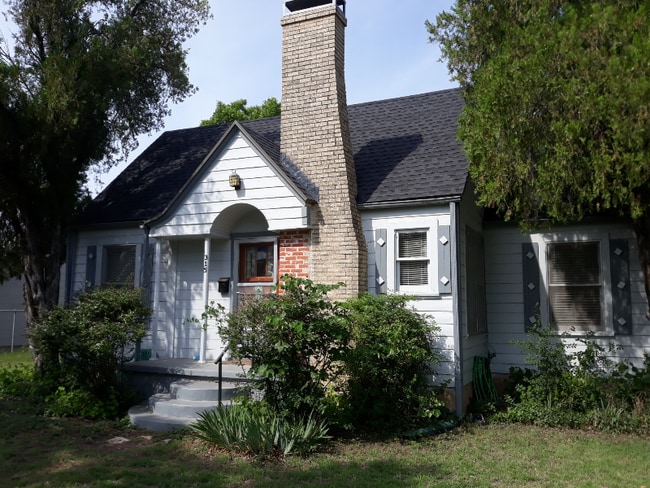 Photo - 315 N Monroe St