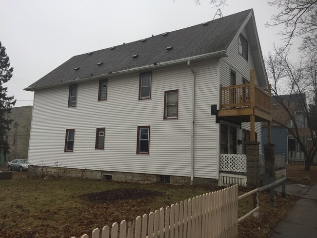 Photo - 2450 N Buffum St Unit 2450 (Lower)