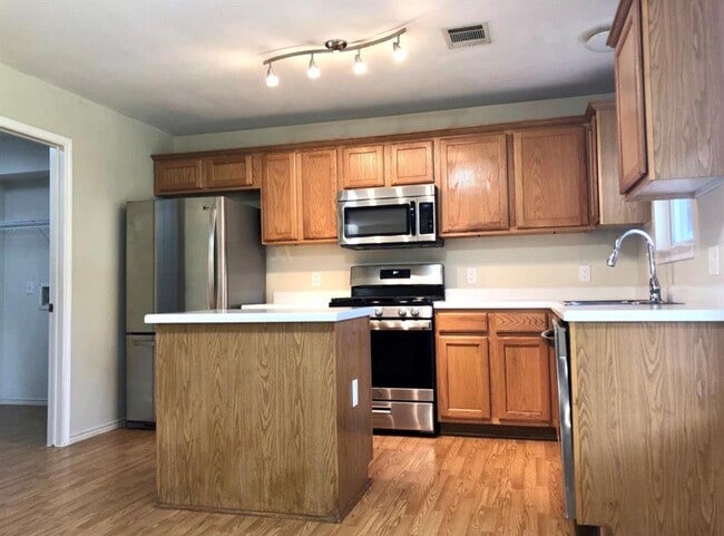Photo - 14208 Sumatra Ln