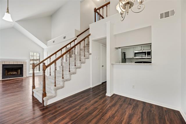 Photo - 449 Harris St