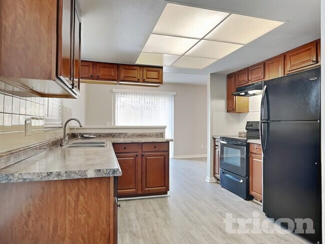 Photo - 309 Regal Park Dr