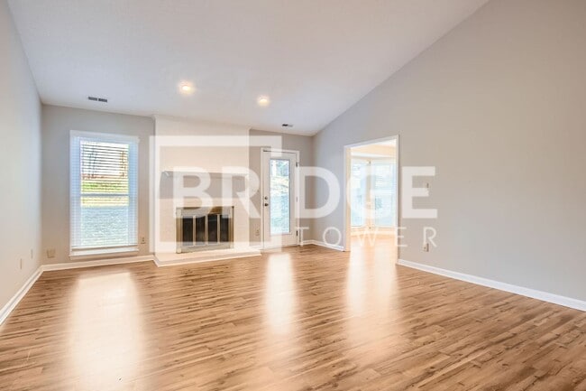 Photo - 7201 Canyon Dr