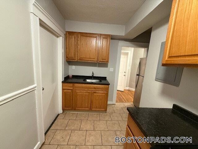 Photo - 77 Green St Unit 11