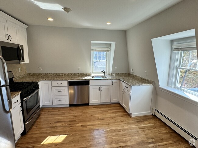 Building Photo - 555 Westfield Ave Unit #2 Rental