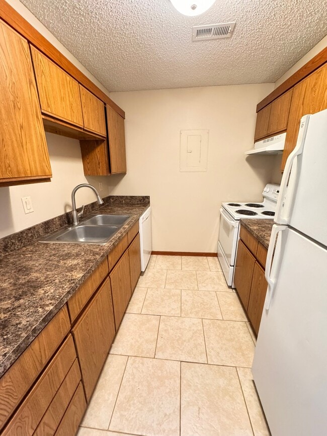 Photo - 5010 Emerald Dr Unit 22