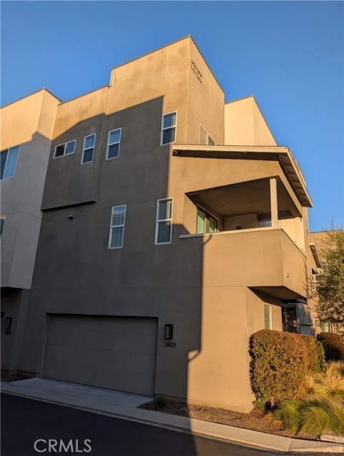 Photo - 2823 Lily Ln