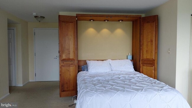 Photo - 10201 Grosvenor Pl Unit 814