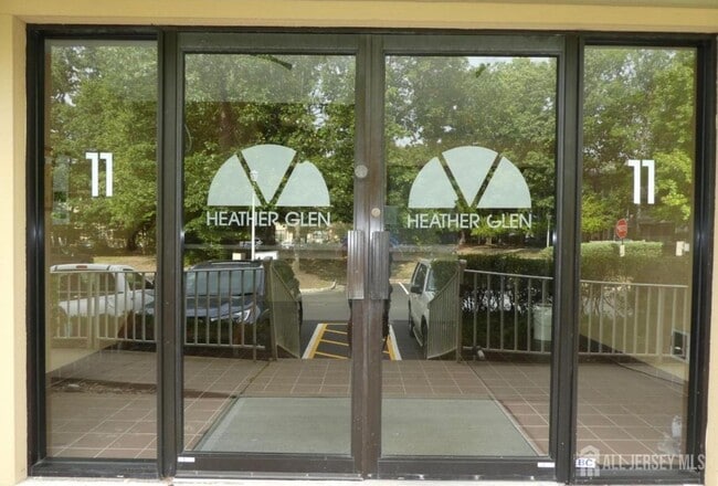 Building Photo - 1109 Stoneridge Cir