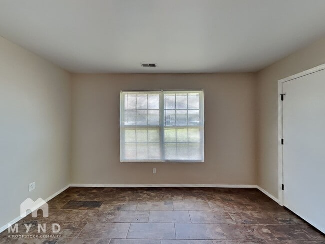 Photo - 2550 W Delmar