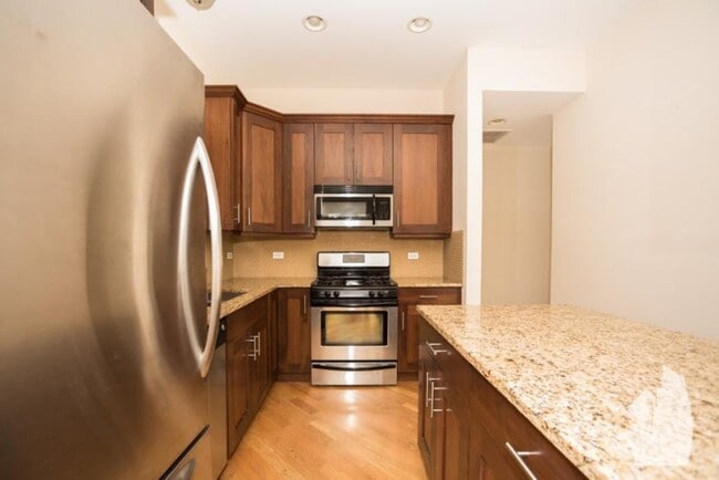 4 bedroom in Chicago IL 60657 - 4 bedroom in Chicago IL 60657 Condo