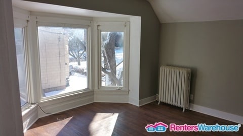 Photo - 224 S Park St