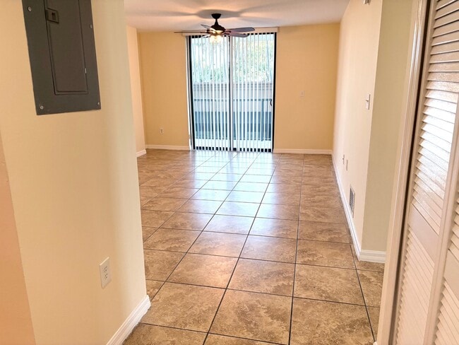 Photo - 1690 SW 27th Ave Unit 410