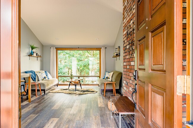 Photo - 9632 SE King Way