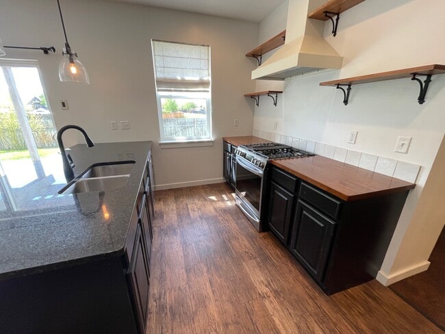 Photo - 2397 Lasso Ave