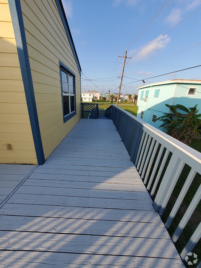 Building Photo - 4215 Hardin Dr Rental