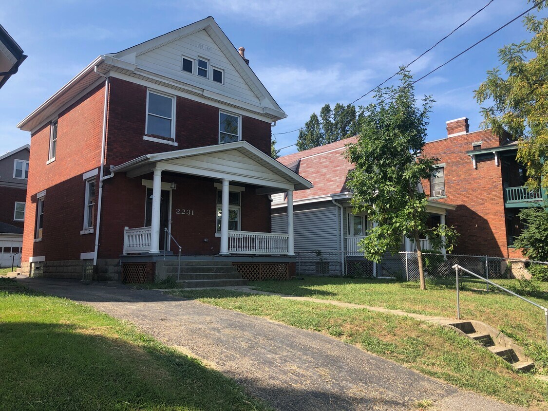 Photo - 2231 Park Ave (Norwood, OH)