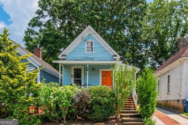 Building Photo - 154 Savannah St SE