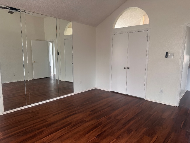 Photo - 602 Reva Ridge