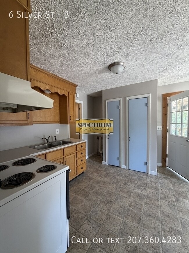 Photo - 6 Silver St Unit B
