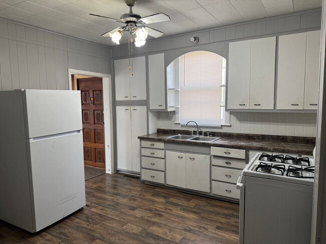 Photo - 1709 Francis St