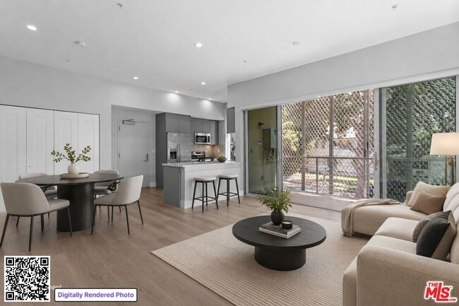 Building Photo - 1223 Hayworth Ave Unit 3
