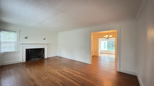 103 Windham Rd