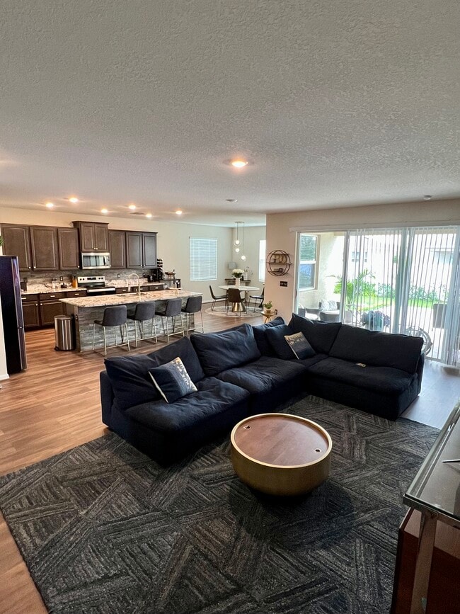 Building Photo - 8339 SW 59th Ter Rental