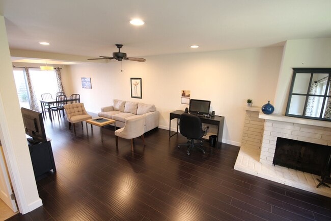 Photo - Charming 2br Townhome in the Heart of UTC