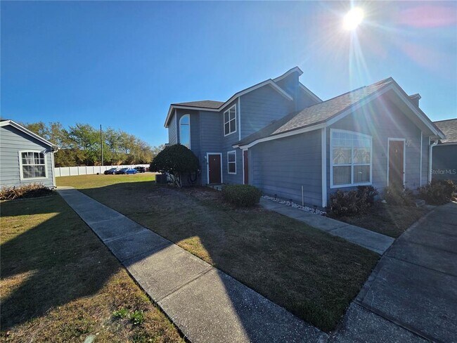 Building Photo - 803 Caribbean Dr